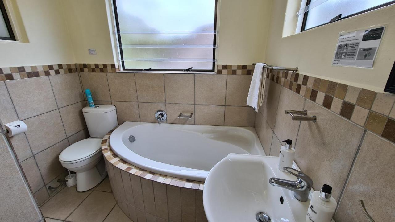 Hathaway Guest House East London Extérieur photo